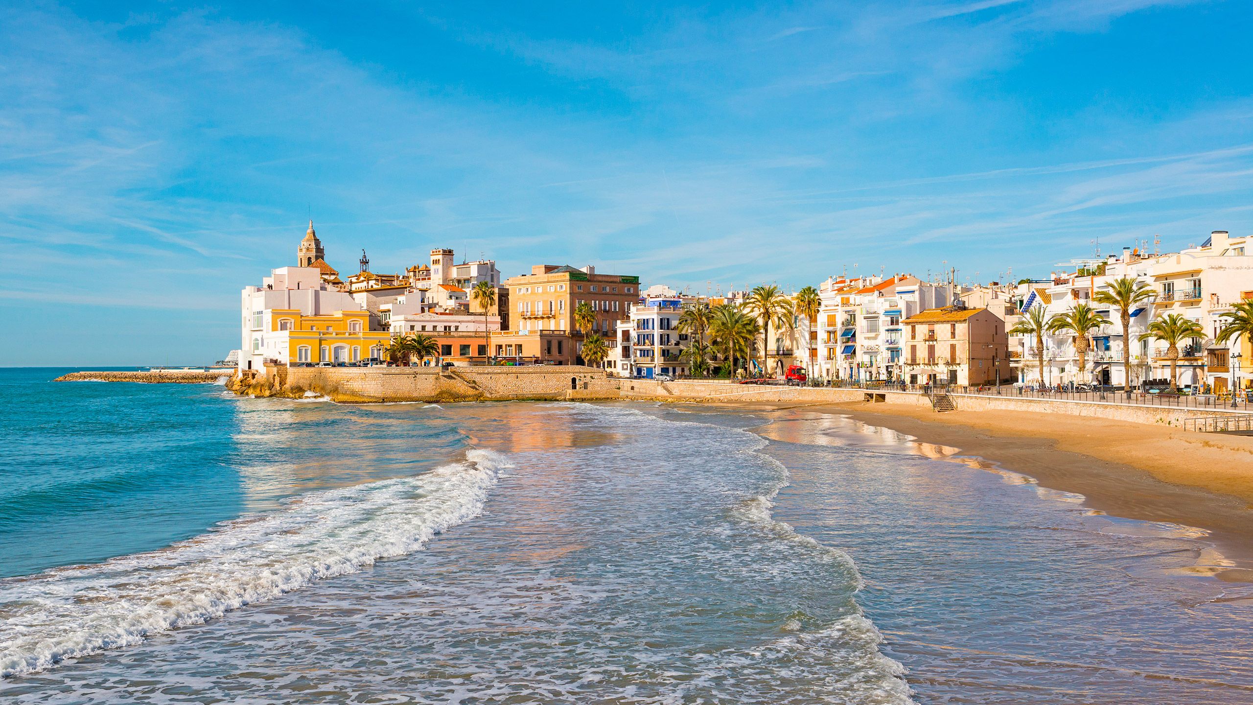 Una platja en la costa de Sitges (Barcelona)